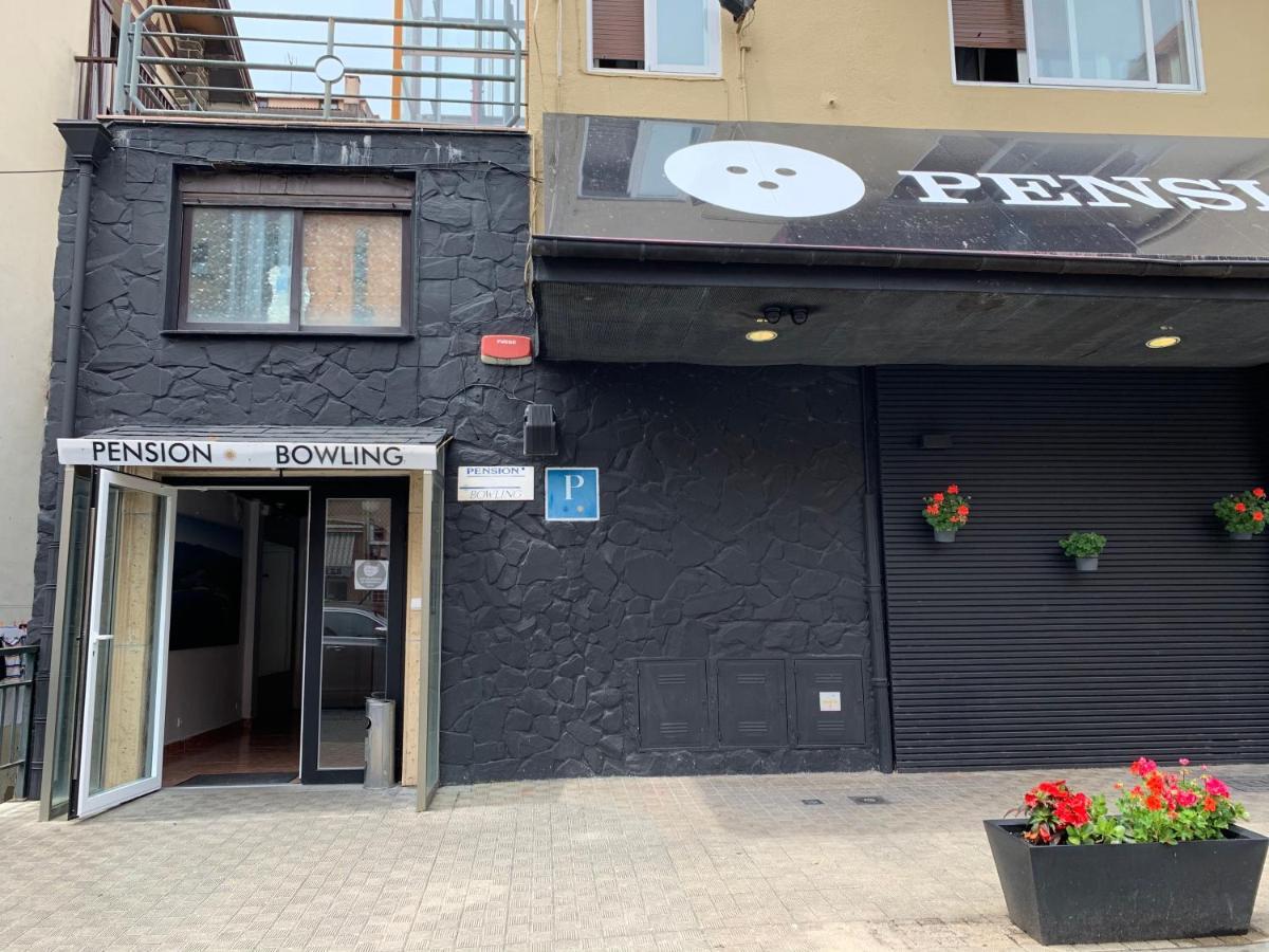 Pension Bowling Irun Exterior photo